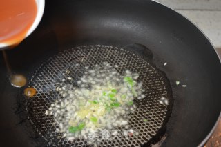 糖醋鸡蛋的做法步骤：18