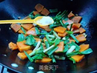 青蒜烧南瓜的做法步骤：7