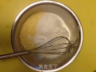 玉米蔓越莓松糕的做法步骤：1