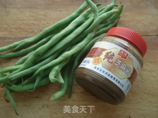 麻酱豆角的做法步骤：1