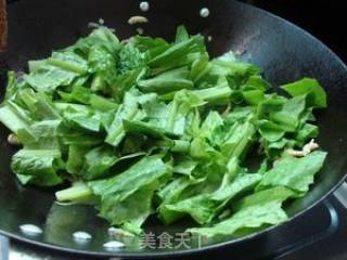 鸡丝炒油麦菜的做法步骤：6
