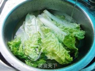 白菜木耳鸡蛋汤的做法步骤：2