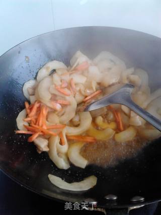老(酸)黄瓜炒肉的做法步骤：7