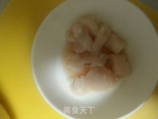 蒜茸粉丝蒸扇贝的做法步骤：3