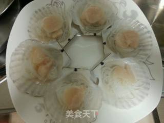 蒜茸粉丝蒸扇贝的做法步骤：7
