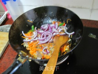 胡萝卜丝炒羊肉的做法步骤：8