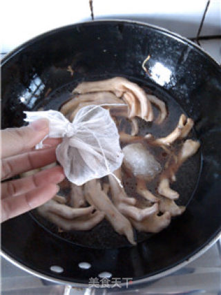 陈皮焖鸭掌的做法步骤：16