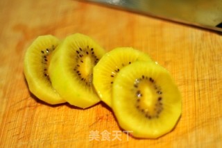 猕猴桃苹果蔓越莓汽水的做法步骤：3