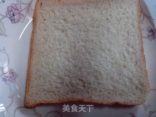 快手早餐-吐司摊鸡蛋的做法步骤：1