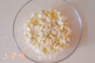 极简做法的美味--鸡蛋三明治的做法步骤：2