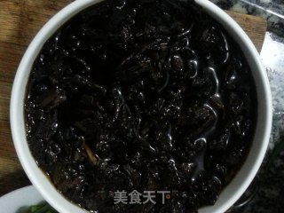 家常版梅菜扣肉的做法步骤：1