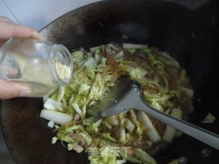 白菜炒粉的做法步骤：10
