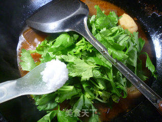 芹菜叶油豆腐鹅血汤的做法步骤：10