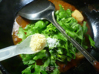 芹菜叶油豆腐鹅血汤的做法步骤：11