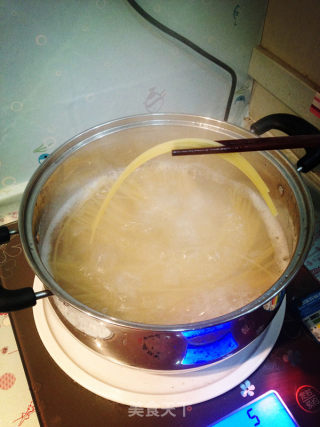 茄汁意大利面的做法步骤：3