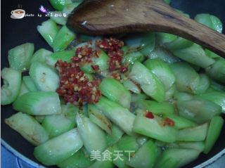 剁椒丝瓜的做法步骤：6
