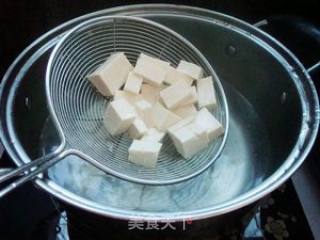 香辣蕨菜炒豆腐的做法步骤：1