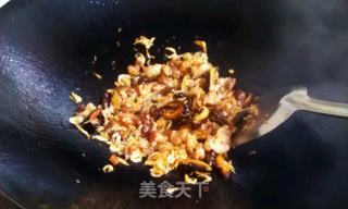 杂锦炒饭的做法步骤：6
