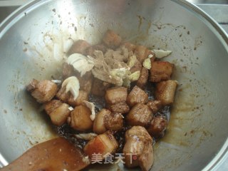 红烧肉炖土豆的做法步骤：7