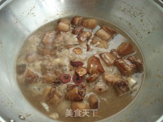 红烧肉炖土豆的做法步骤：8