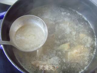 补气养血---白果鸭汤的做法步骤：6