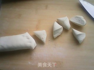 萝卜干肉馅包的做法步骤：8