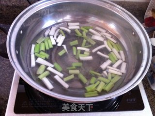 黑豆拌杂蔬的做法步骤：3
