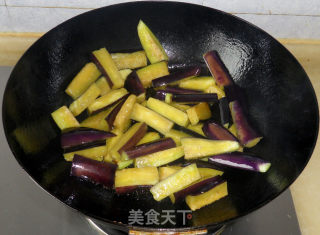 鱼香茄子煲的做法步骤：4