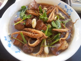 八爪鱼炖肉的做法步骤：5