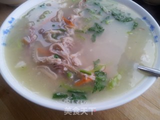 酸辣羊肚汤泡饼的做法步骤：3