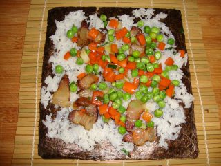 【糯米腊肉紫菜饭团】-----送给PP生日的祝福礼物的做法步骤：7