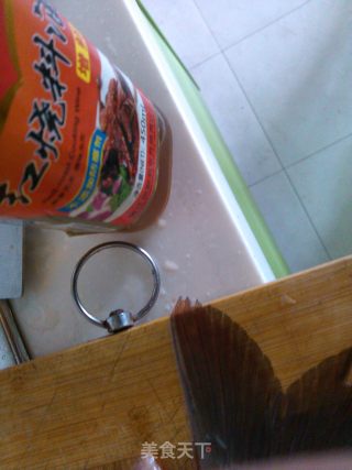 红烧鲫鱼的做法步骤：4