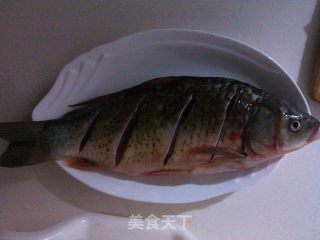 红烧鲫鱼的做法步骤：9