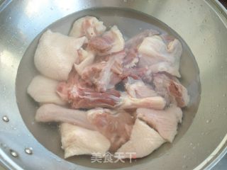 酸菜鸭块汤的做法步骤：3
