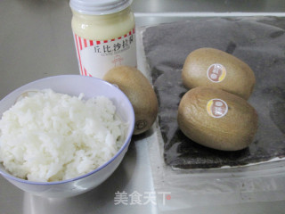 金艳果沙拉寿司的做法步骤：1