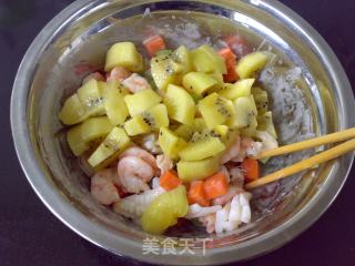 猕猴桃海鲜口袋饼的做法步骤：4