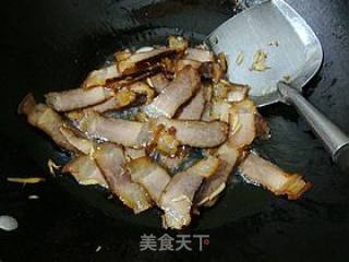 经典家常菜------【蒜薹炒腊肉】的做法步骤：7