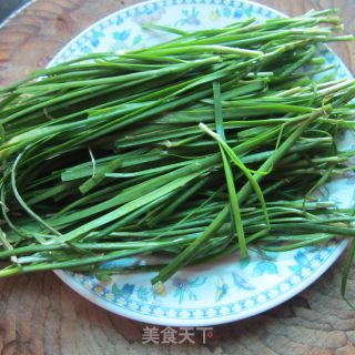 拌韭菜的做法步骤：1