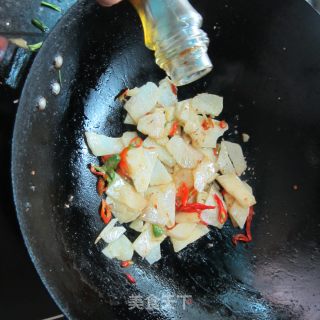 小炒白薯片的做法步骤：6