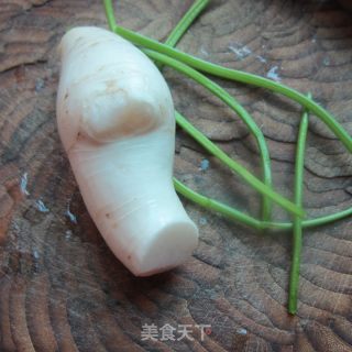 辣椒粉拌萝卜的做法步骤：1