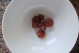 桂圆红枣鸡蛋汤的做法步骤：1