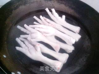 《纹鲍汁凤爪》——口感香糯无比的做法步骤：3