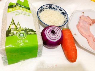 布袋鸡翅的做法步骤：1