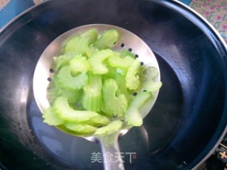 香橙蔬菜沙拉的做法步骤：5