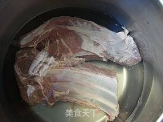 孜然烤羊排的做法步骤：1