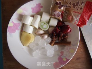 卤牛肉的做法步骤：2
