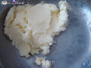 三色花朵饼干的做法步骤：2