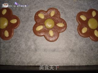 三色花朵饼干的做法步骤：10
