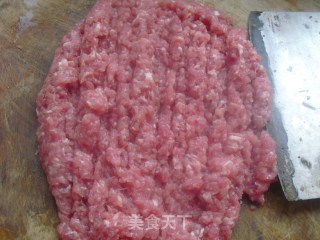 鲜肉馄饨的做法步骤：1