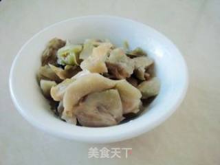 榨菜烧芋头的做法步骤：2